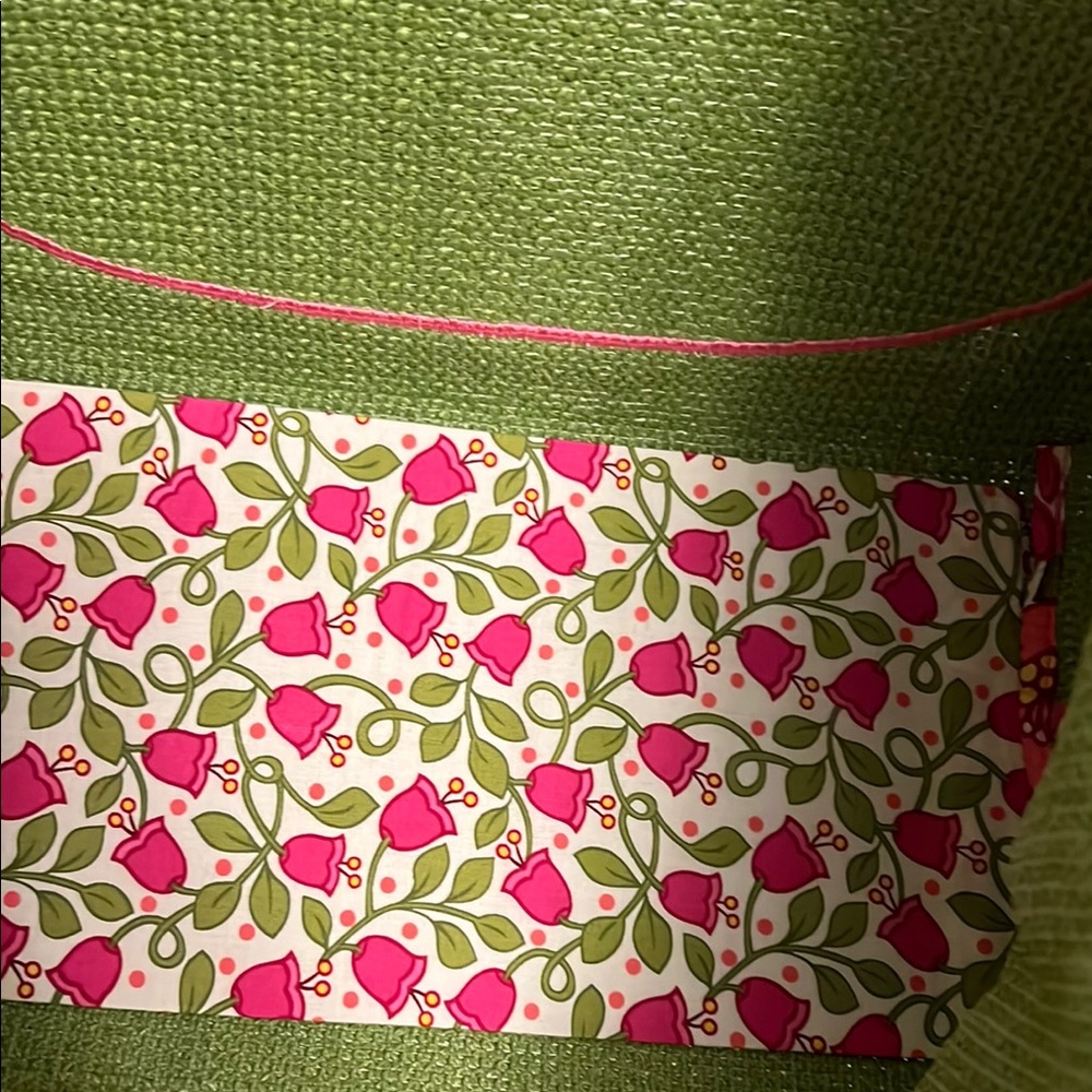 Vera Bradley Green and Pink Floral Heart Tote - Picture 5 of 8